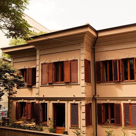 Faces & Places Boutique Hotel Tirana Extérieur photo