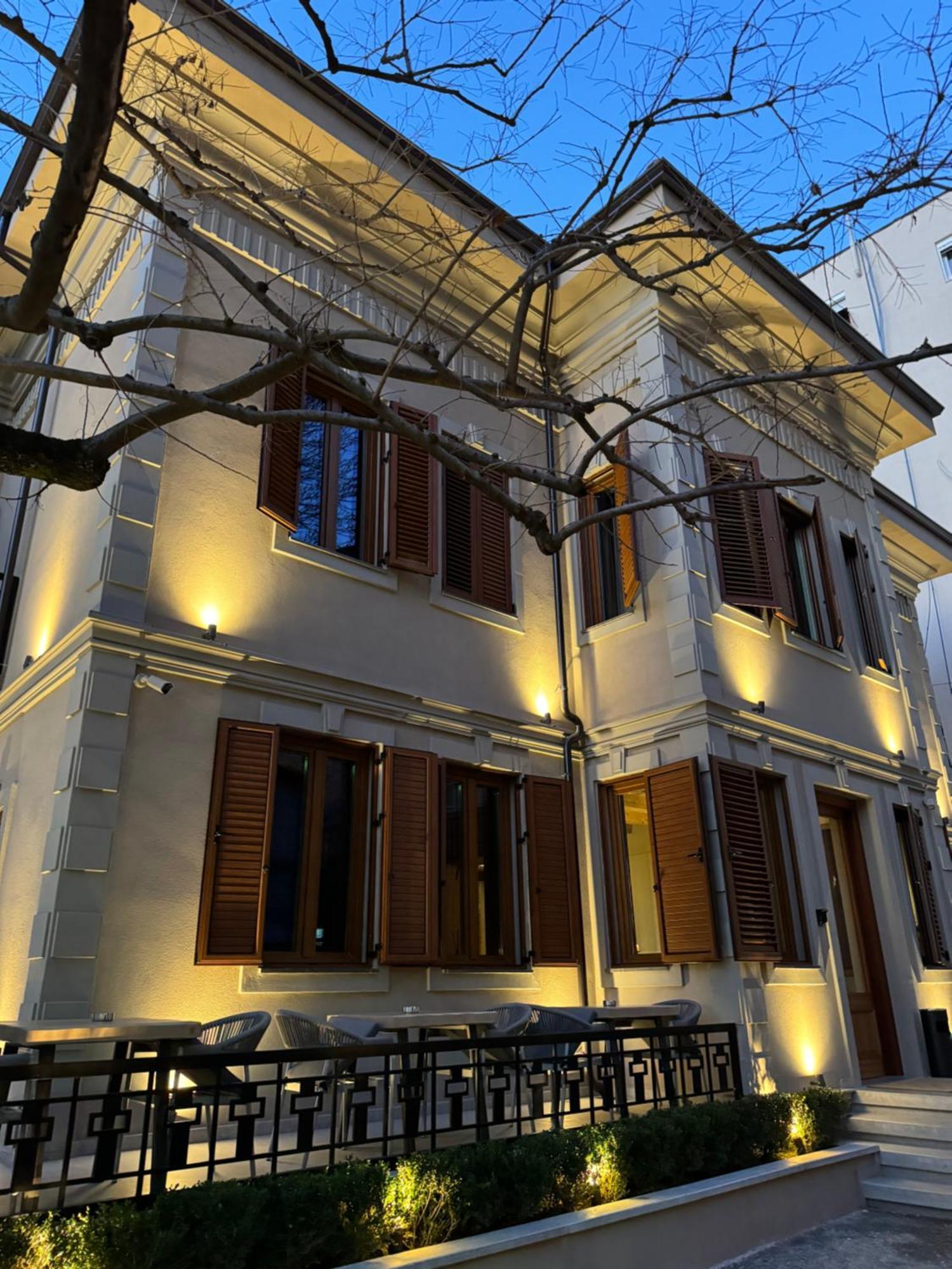 Faces & Places Boutique Hotel Tirana Extérieur photo